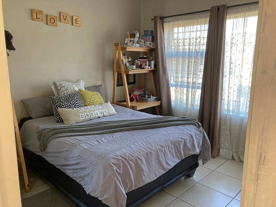 3 Bedroom Property for Sale in Waterkloof East North West